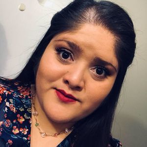 Meet your Posher, Stefany